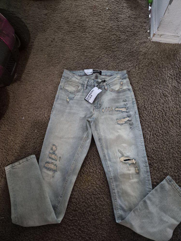 Rue21 Supreme Flex Distressed Light Wash Jeans New With Tags