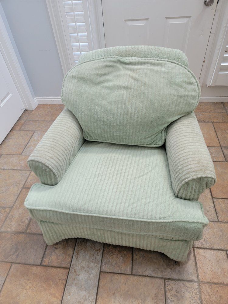 Main image 2