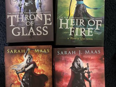 Sarah J. Maas Throne of Glass Hardcover Book Lot (4 Books)