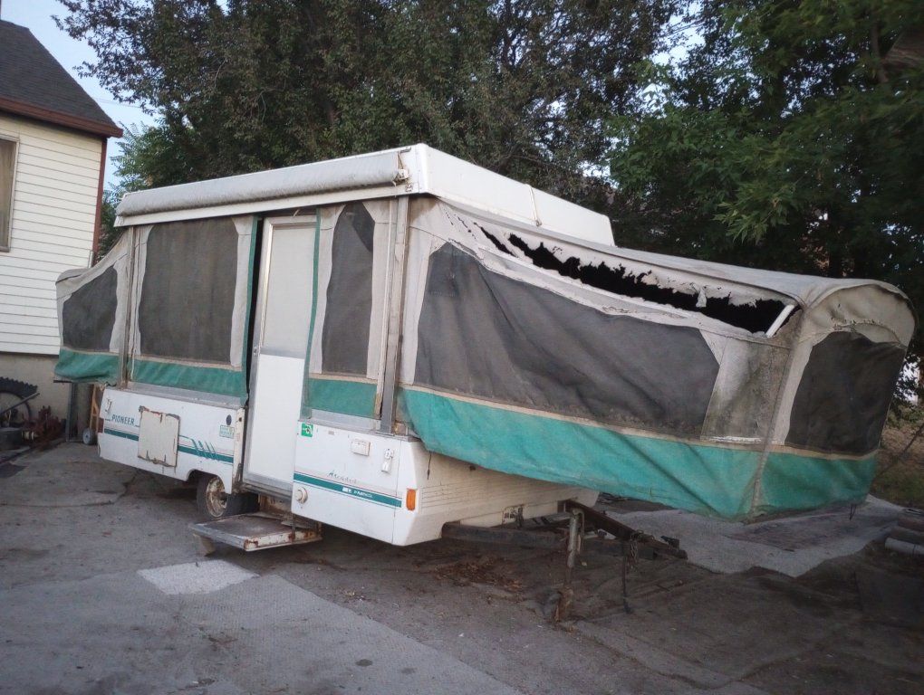 Main image 6