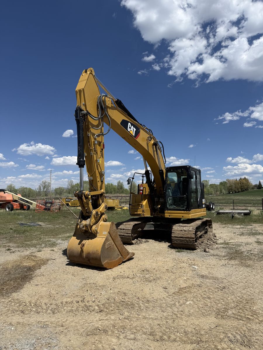 325f caterpillar excavator
