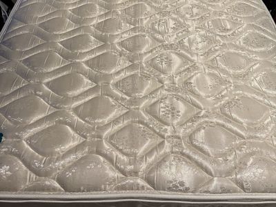 Haaga's Queen Mattress