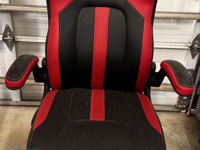 Red and Black Ergonomic Racing Style Gaming Office Chair