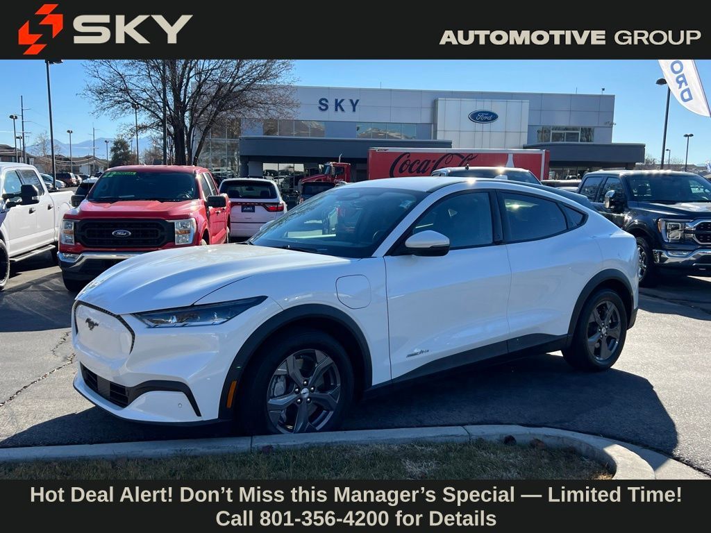 2022 Ford Mustang Mach-E Select