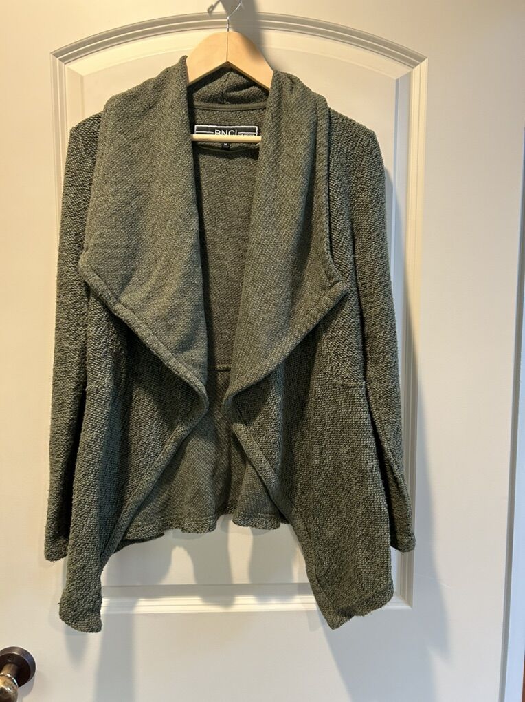 BNCI Dark Green Peplum Sweater Cardigan Knit