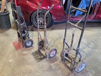 Dolly for hauling hawvy items i have 3 to choose from 40 each