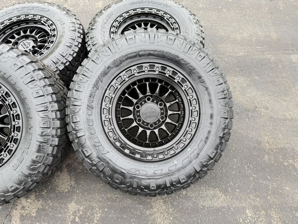 17” Lock Mojave 6 Lug 6x5.5 33” Nitto RT 285/70R17