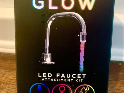 LED Color Light Faucet Attachment (lights up the water)