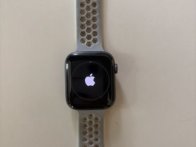 Apple Watch 6 series 44mm