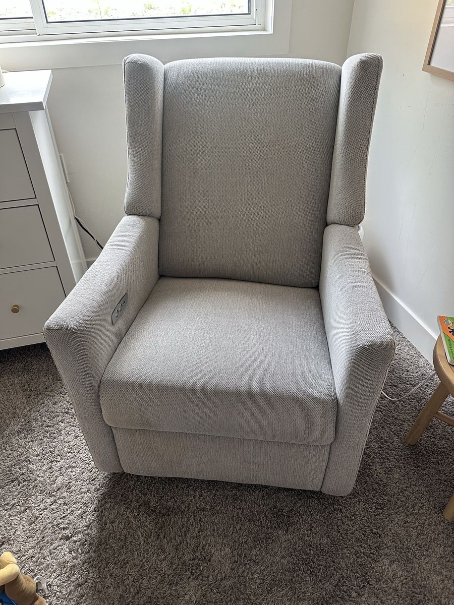 Babyletto Kiwi Electronic Swivel Glider Recliner Nursery Chair