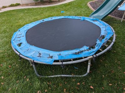 Outdoor Round Trampoline with Frame and Weathered Spring Cover Pad