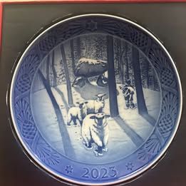 Royal Copenhagen 2023 Christmas Plate, Christmas Time in the Forest.