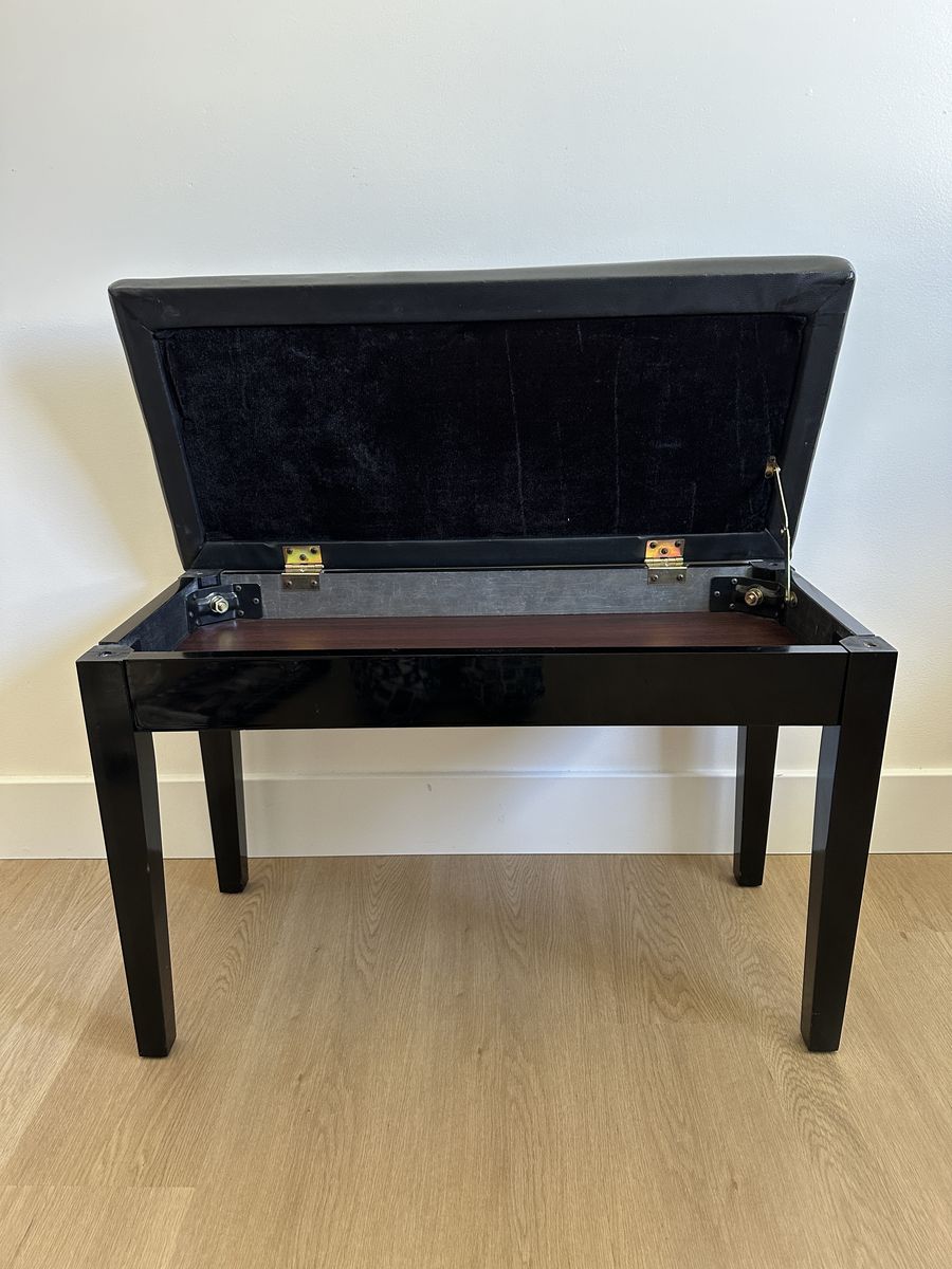 Nice Duet Piano Bench With Storage
