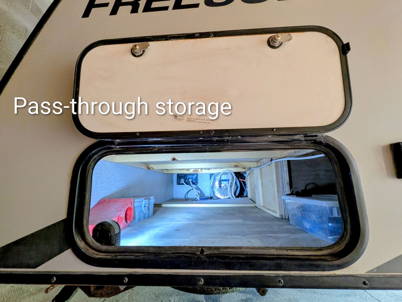 Main image 12