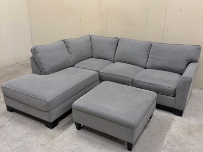 Gray sectional couch w/ Storage Ottoman