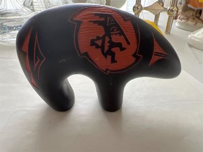 HANDMADE NAVAJO CERAMIC NATIVE AMERICAN POTTERY BLACK BEAR WITH ETCHED ORANGE KOKOPELLI DESIGN-EXCELLENT!!!