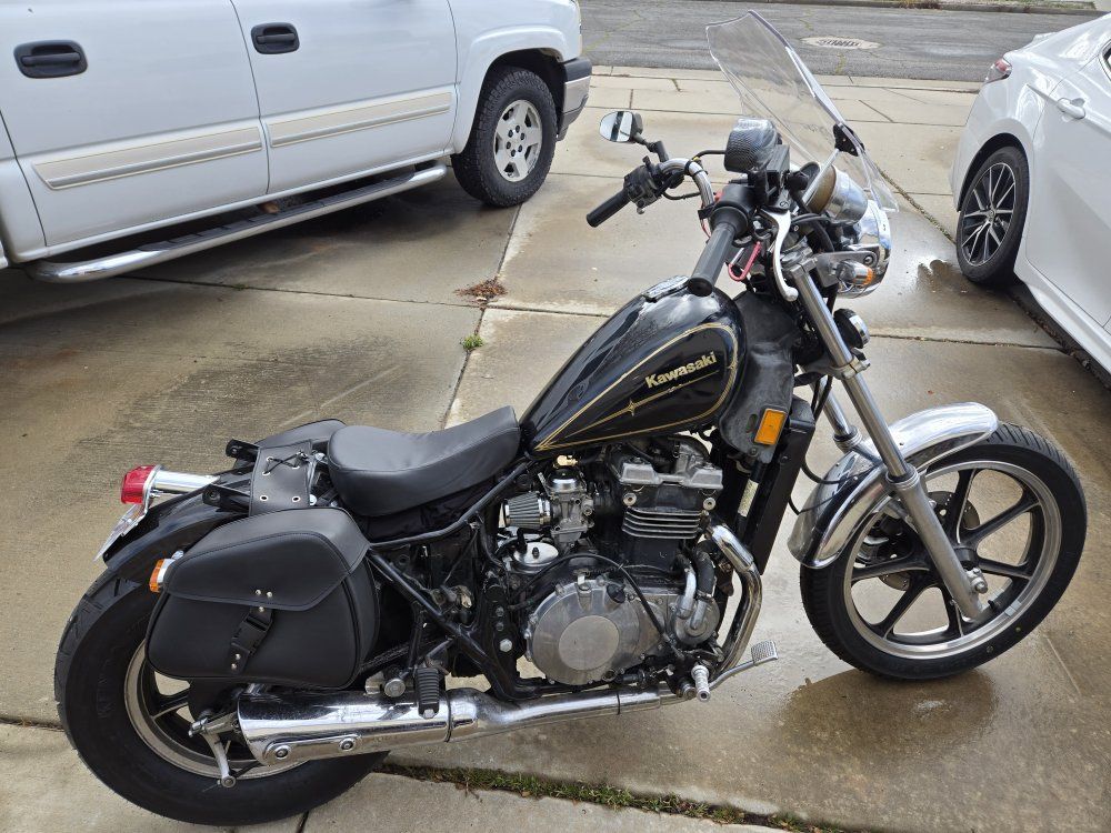 Kawasaki 454 LTD