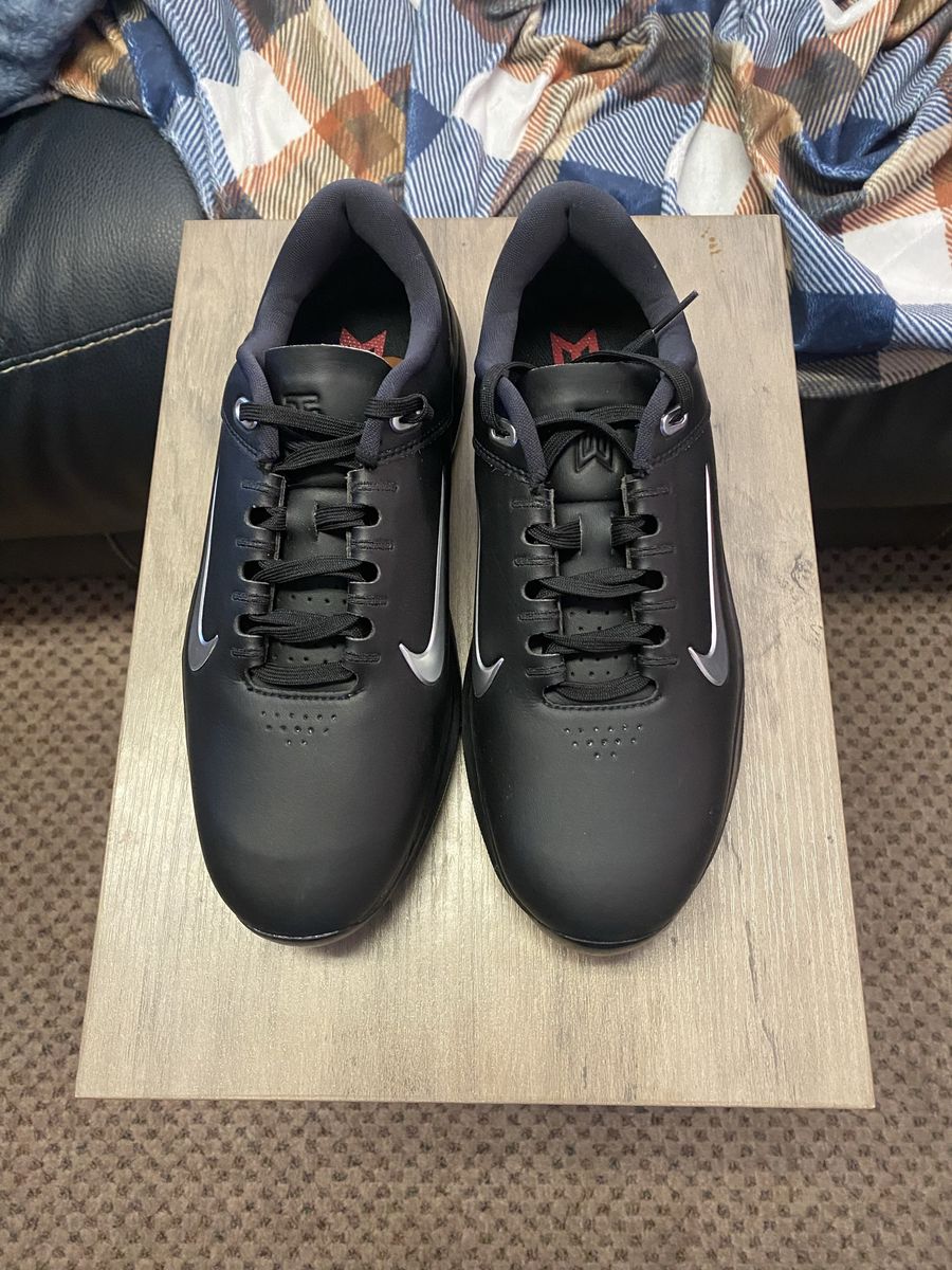 NewTiger Woods Golf Shoes, size 8 $30