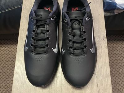 NewTiger Woods Golf Shoes, size 8 $30