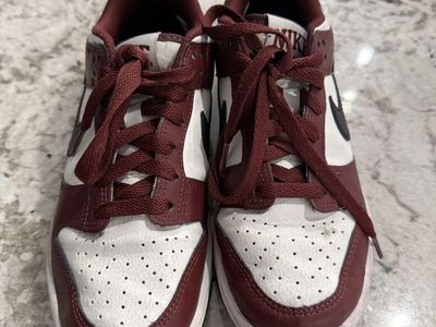 Nike Grade School Dunk Low Dark Team Red Size 5