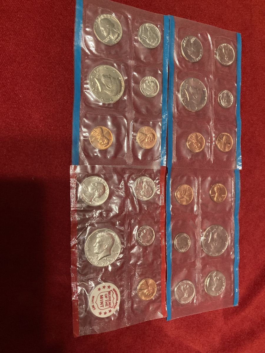 Vintage 1972 Uncirculated US Mint 4 Sets New