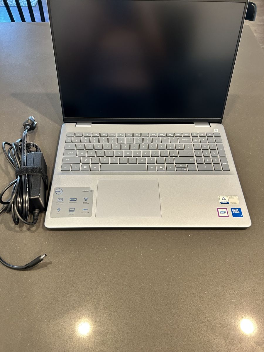 Dell Inspiron 16 Laptop - Intel Core i7, 16.0" 2.5K Display, Silver