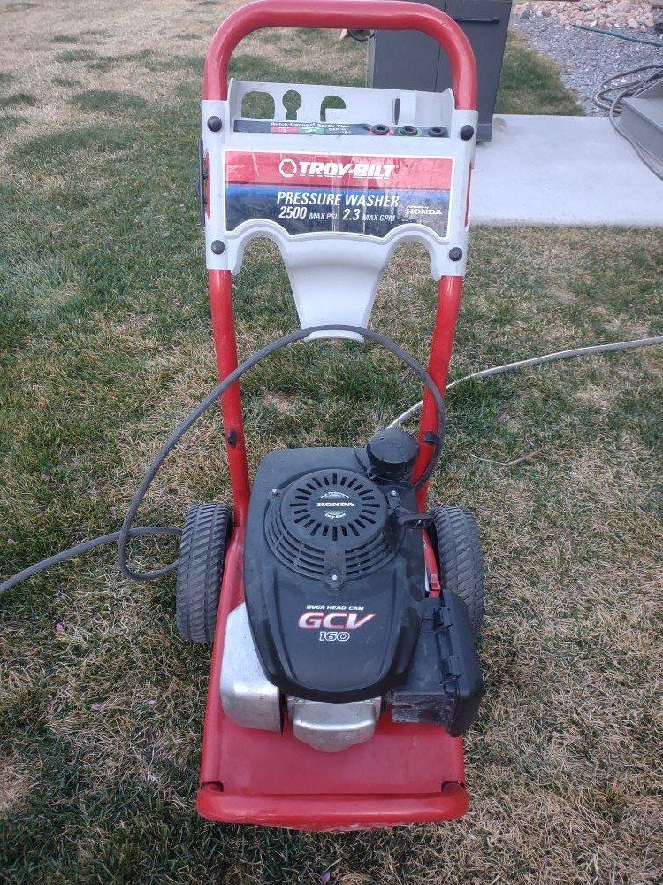 Pressure washer"Troy Bilt" Honda motor