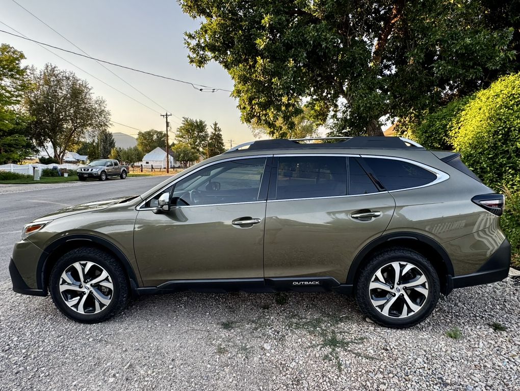 2021 Subaru Outback Touring XT