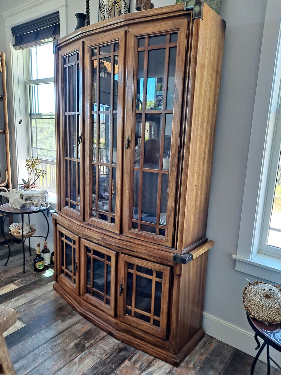Craftsman-Style China Hutch with Glass Doors - High-Quality Wood Display Cabinet