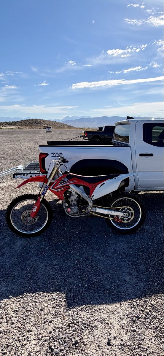 2013 Honda CRF250R Dirt Bike - Serviced & Ready to Ride