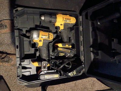 DeWalt 20 v Drill/Impact driver