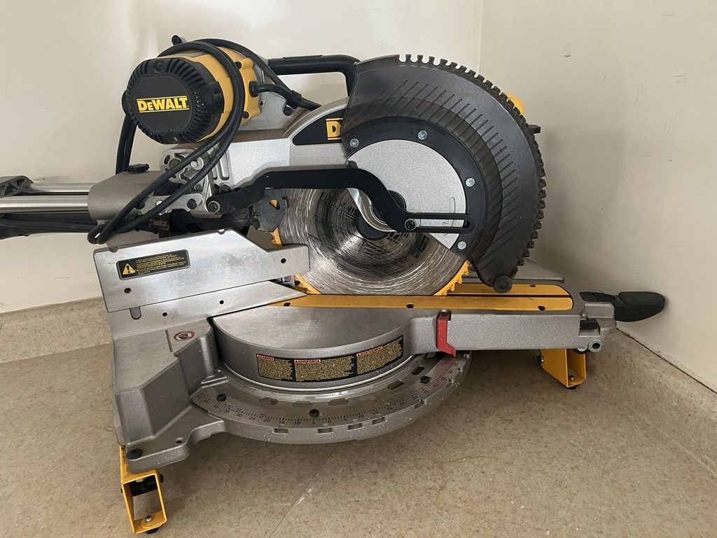 DEWALT 15 Amp Corded 12 in. Double Bevel Sliding Compound Miter Saw with Stand