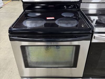Frigidaire Stainless Steel Electric Range Stove w/ Glass Top & Oven - Used Good Condition