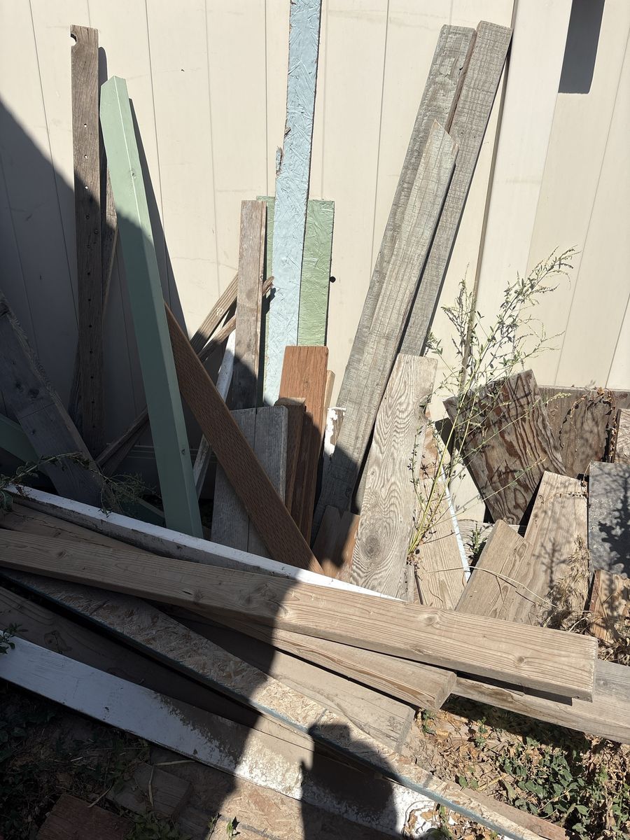 Free Wood Scraps & OSB Sheets - Must Take All