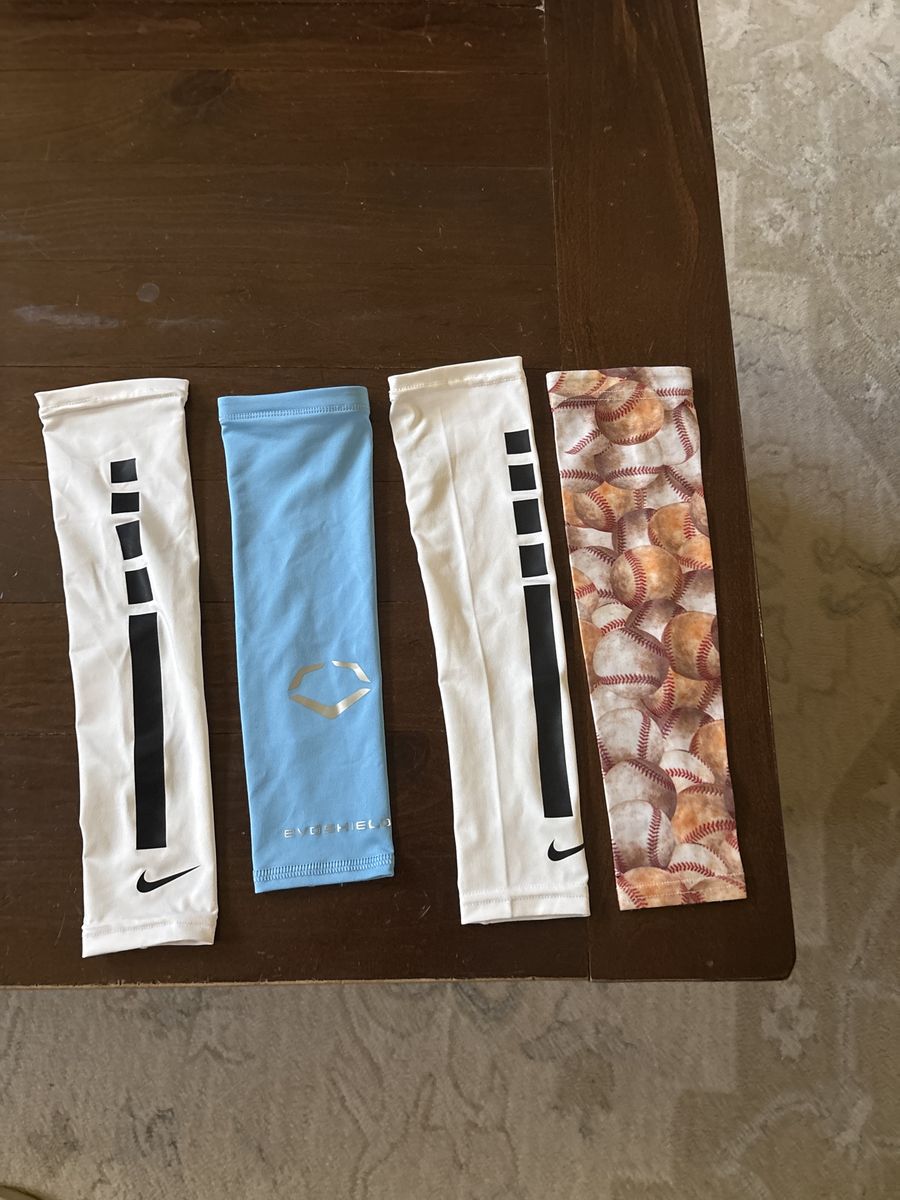 YOUTH COMPRESSION ARM SLEEVE, Nike & EVO shield