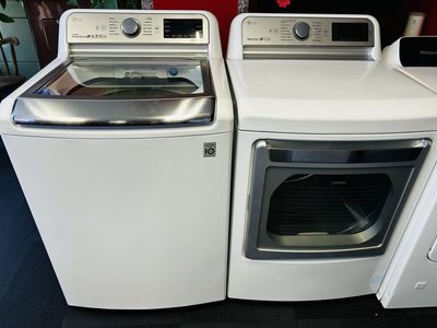 Lg Steam Gas Top Load Set