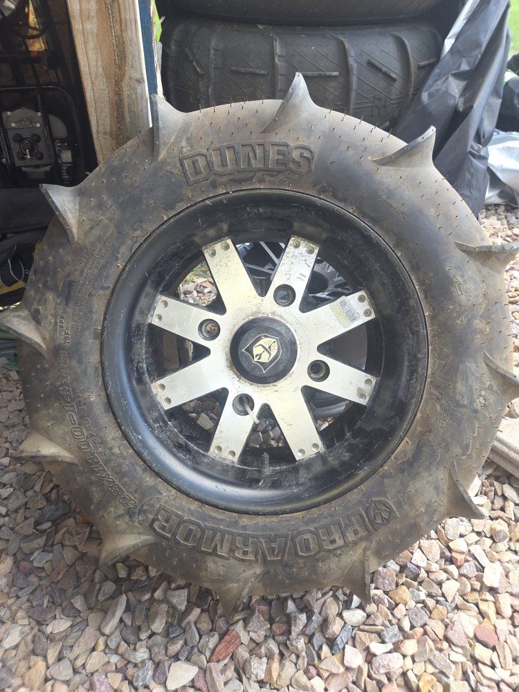 rzr polaris sand tire and rim brand new 