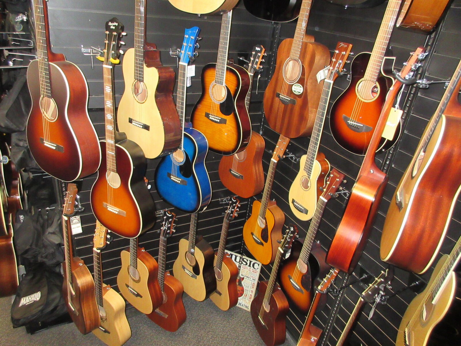 SALE KIDS ACOUSTIC GUITARS OVER 50 IN STOCK