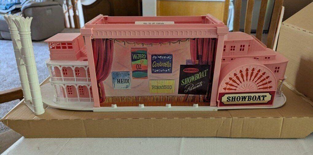 Vintage 1962 Remco Showboat Theater with 4 plays