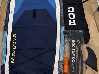New in box paddle board (come with double side kayak paddle)