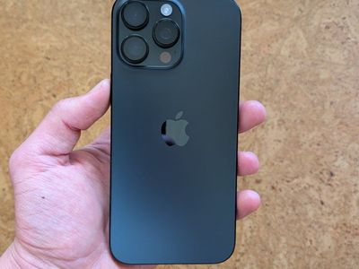 iPhone 16 Pro Max - Unlocked - 256 Gb
