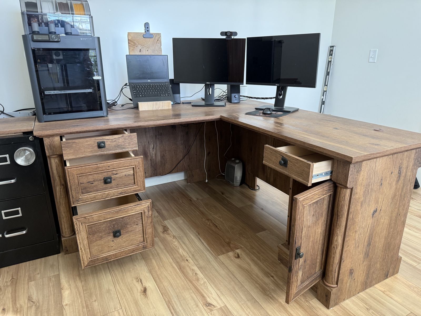 L Shaped Desk