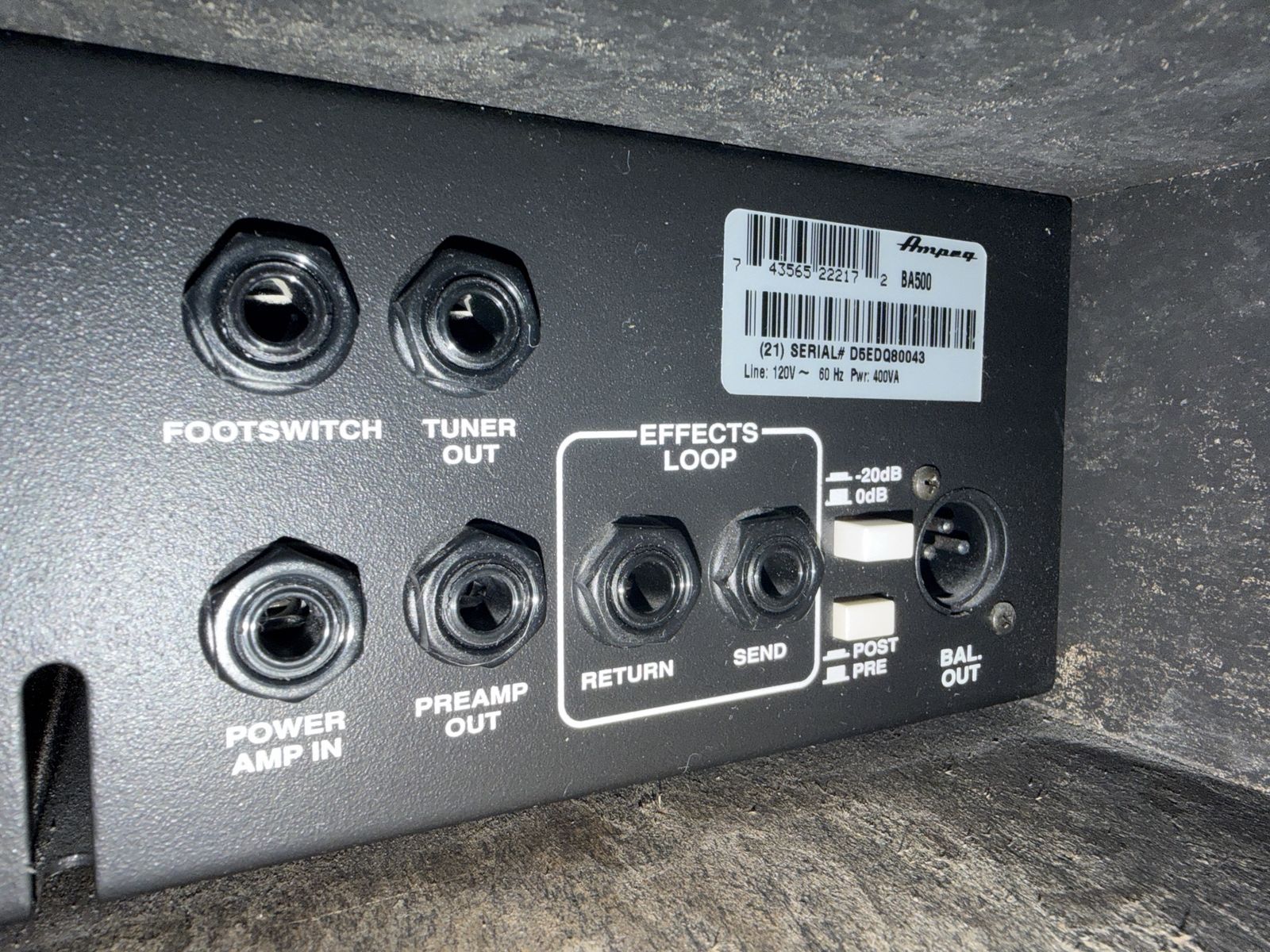 Main image 3