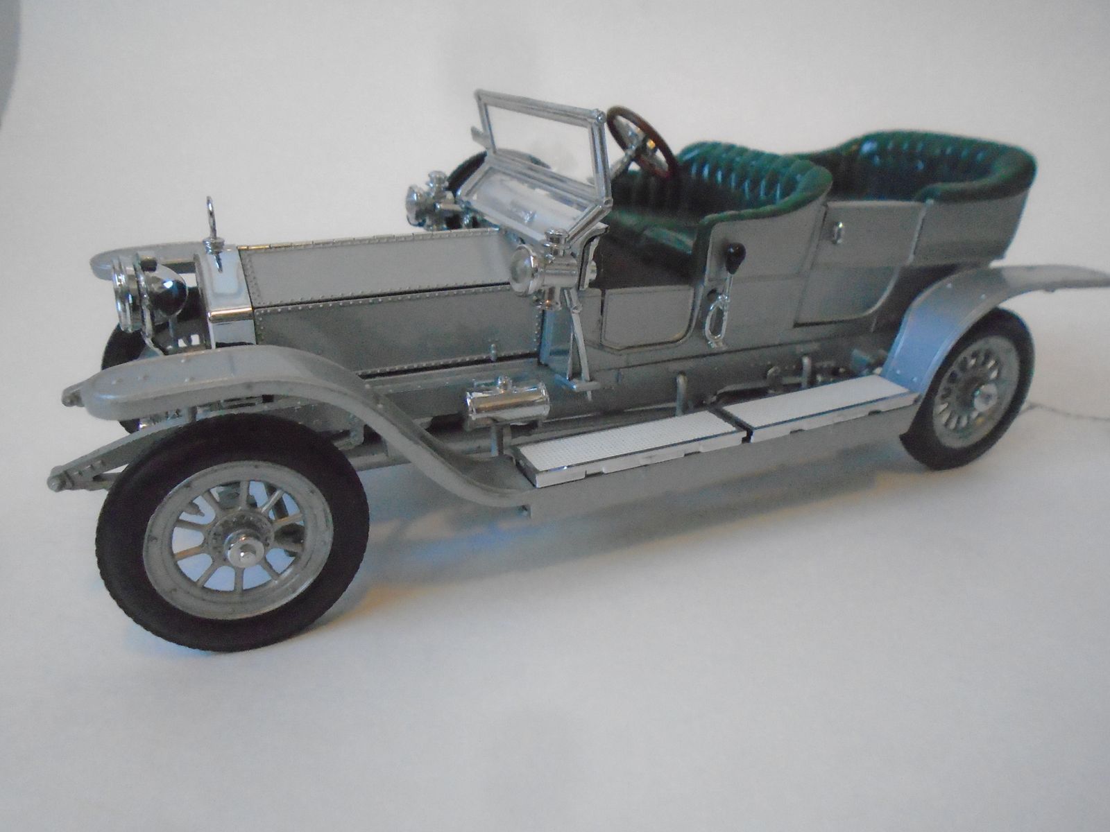 1907 Rolls Royce Silver Ghost Franklin Mint Precision Model - Metal