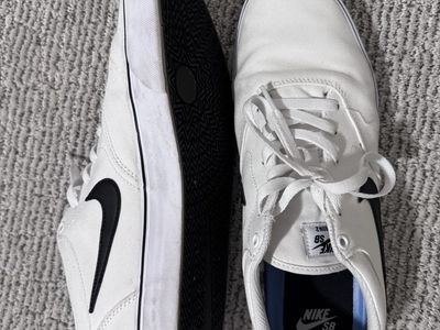 NIKE SB Chron 2 Skate Shoes
