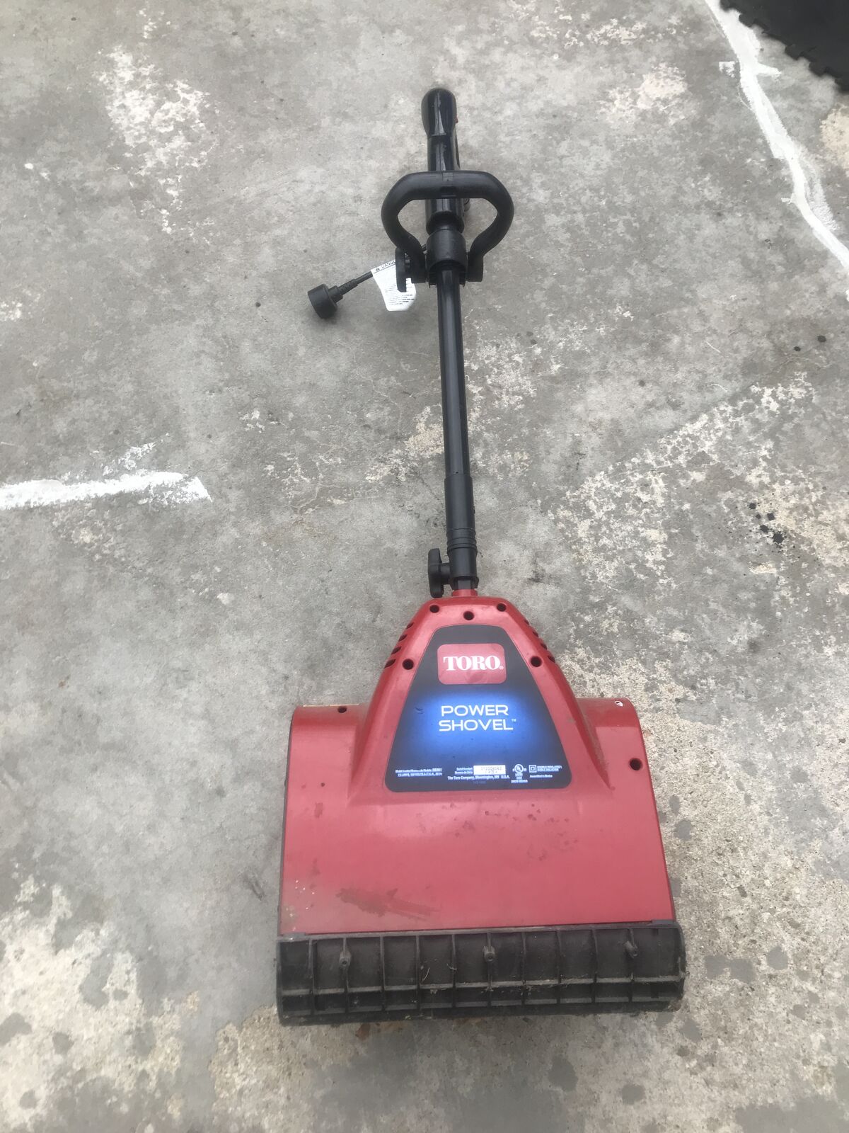 Toro power shovel snow blower 12 inch path perfect for doorsteps and patios