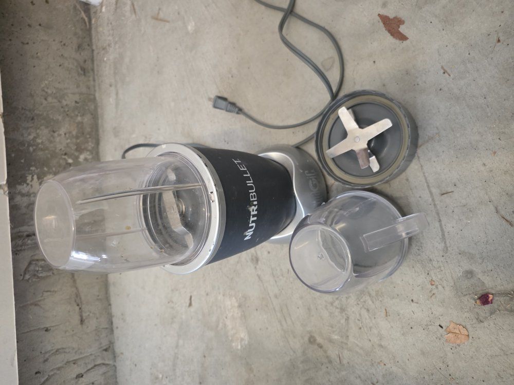 NutriBullet / Magic Bullet Blender with Cups and B