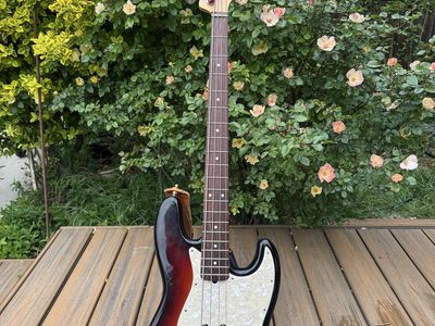 Fender American Standard Jazz Bass Electric Bass Guitar