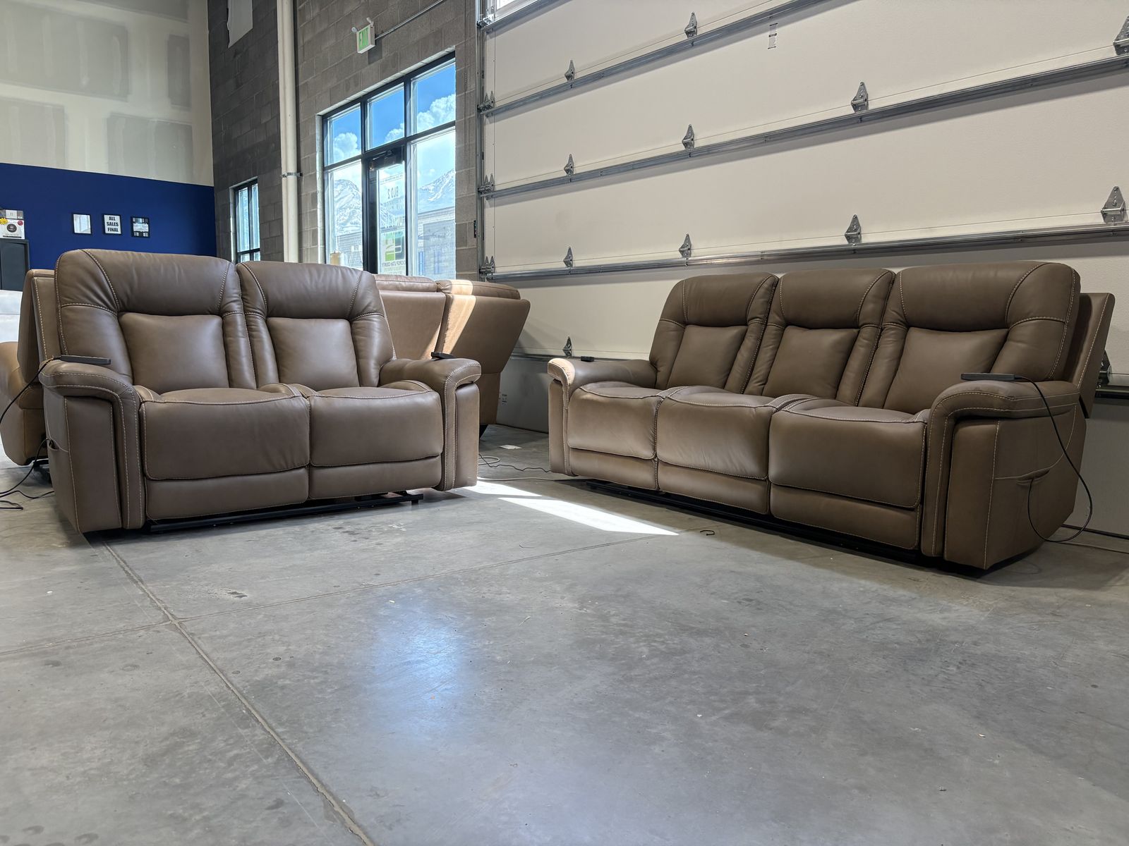 Main image 4