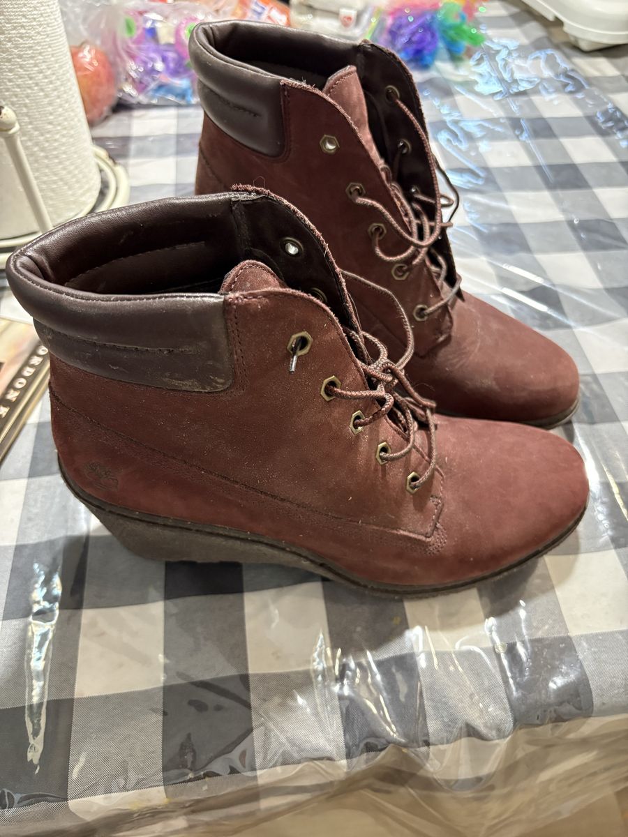 Women Timberland Shoes size 9